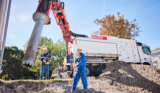 Suction dredge services // BUCHEN UmweltService GmbH